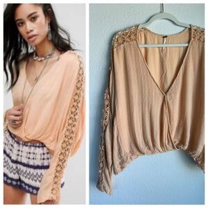 Free People Women's Runaway Boho Crochet Long Sleeve Cropped Wrap Top in Peach M